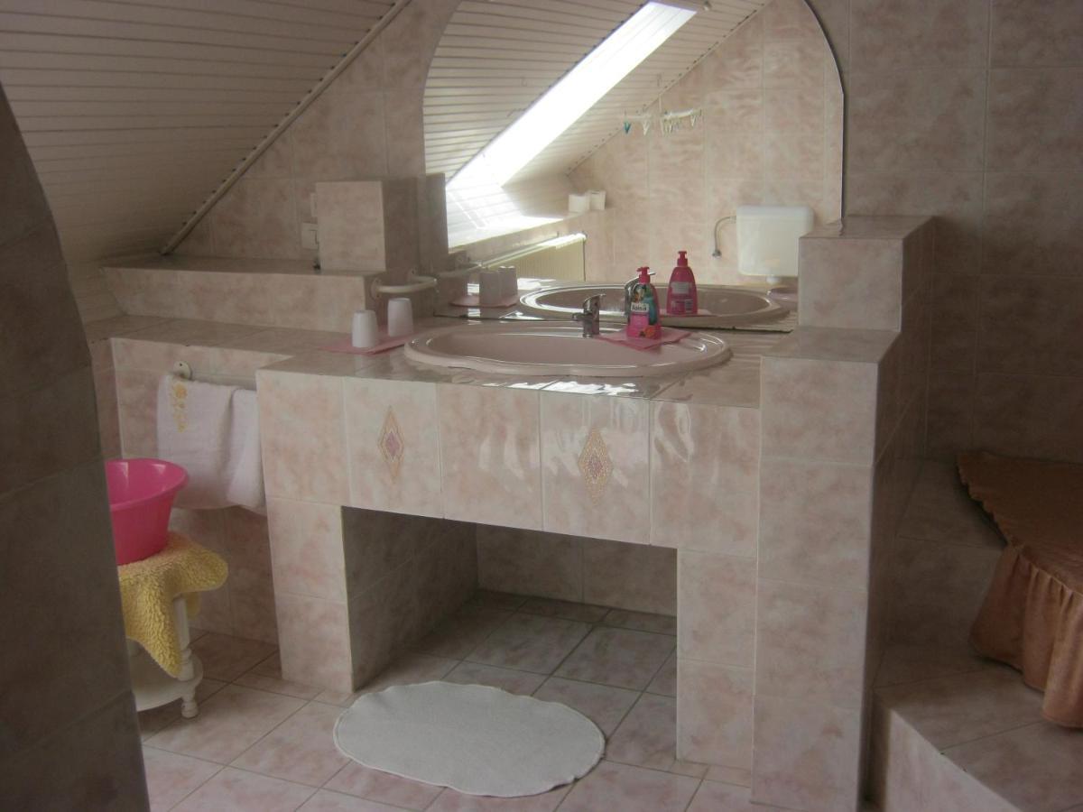 Kitti Apartman Balatonboglar Exterior photo
